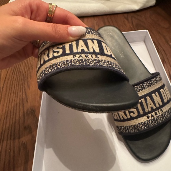 Authentic Christian Dior Dway Slide - Picture 3 of 7